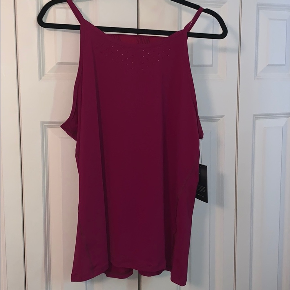 Nike workout tank top